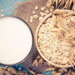 Ecco perché il latte d’avena è così popolare Ecco perché il latte d’avena è così popolare
