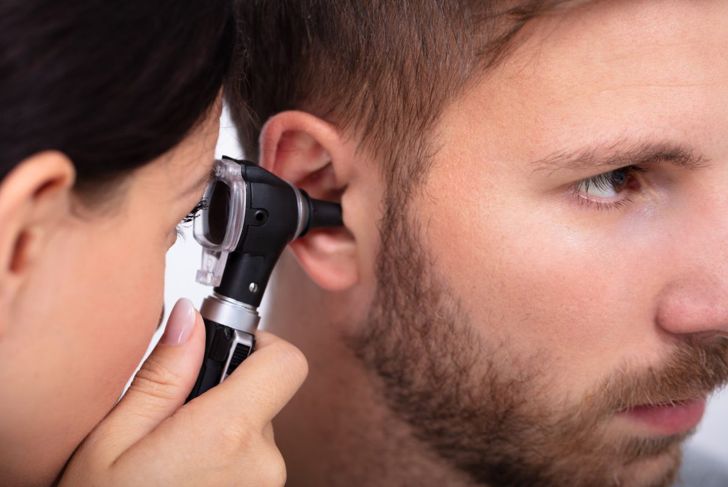 Cause, trattamenti e complicazioni del sanguinamento dall'orecchio 11