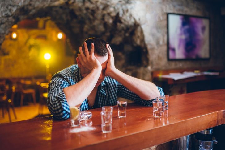 Il binge drinking è la stessa cosa dell'alcolismo? 3