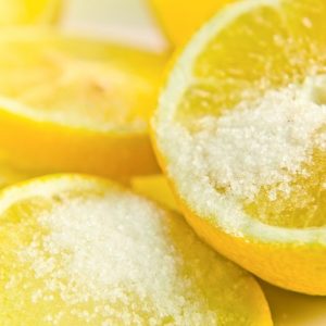 10 benefici dell’acqua e limone 10 benefici dell’acqua e limone