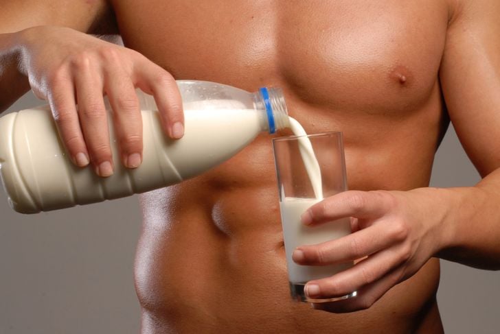 10 benefici del latte di mandorla per la salute 9