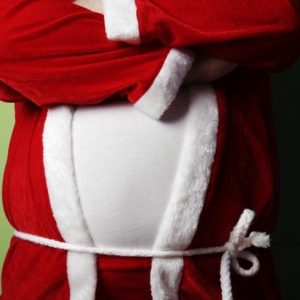 Effetti negativi sulla salute della sovralimentazione durante le feste