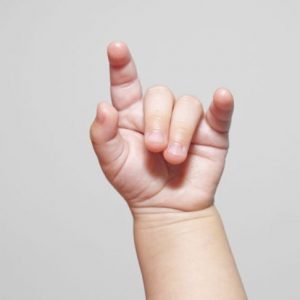 Fatti sul linguaggio dei segni per bambini