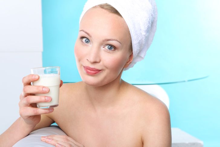 10 benefici del latte di mandorla per la salute 3