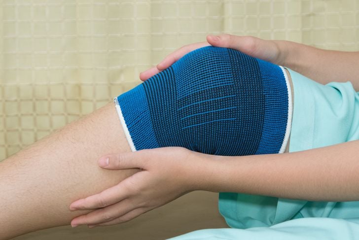 10 rimedi per il dolore al ginocchio 13