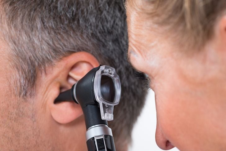 10 segni di infezione all'orecchio 17