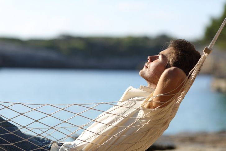10 consigli per rilassare la sindrome delle gambe senza riposo 11