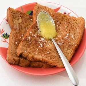 10 benefici del Ghee per la salute 10 benefici del Ghee per la salute