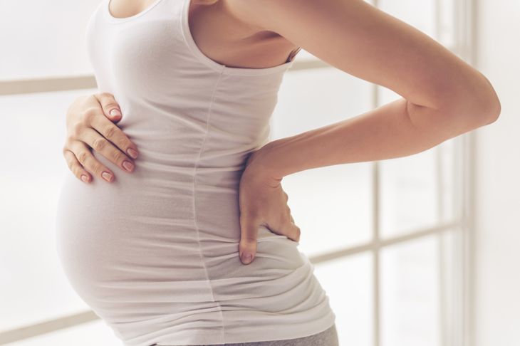 10 cause e trattamenti del mal di schiena in gravidanza 1