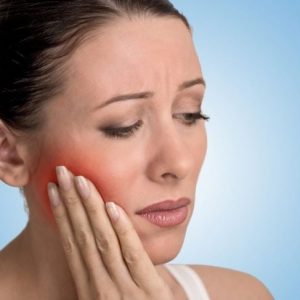 Ascesso del dente: Tipi, cause e complicazioni
