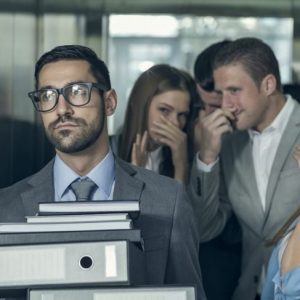 Cosa provoca l’odore del corpo? Cosa provoca l’odore del corpo?