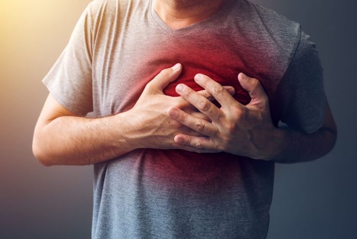Che cos'è l'insufficienza della valvola aortica? 7
