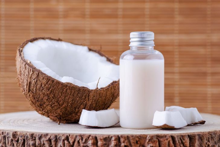 Un bagno di latte può nutrire la pelle e lenire i sensi 17