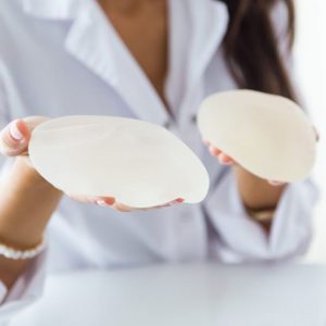 Benefici ed effetti collaterali della chirurgia plastica Benefici ed effetti collaterali della chirurgia plastica
