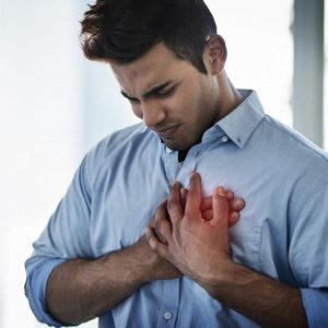 Sindrome di Tietze: Un raro disturbo infiammatorio Sindrome di Tietze: Un raro disturbo infiammatorio