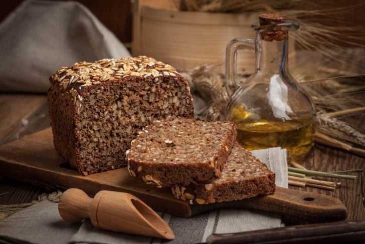 Pane ai cereali germogliati: Un alimento in erba nella dieta di oggi 19