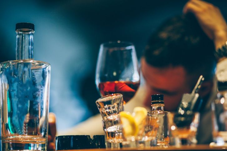 Il binge drinking è la stessa cosa dell'alcolismo? 11