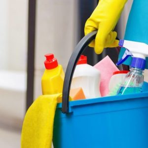 Usi, benefici e pericoli dell’ammoniaca