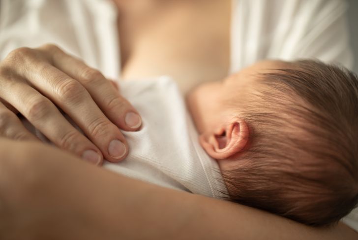 Con quale frequenza si dovrebbe allattare? 17