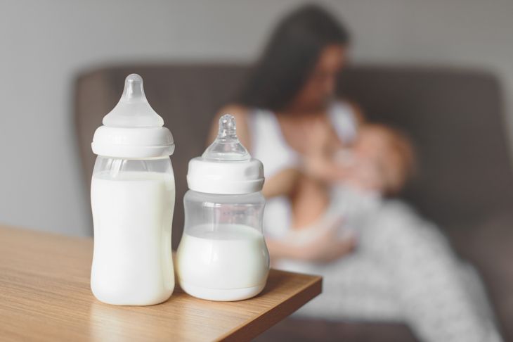 Cosa significano i diversi colori del latte materno? 3