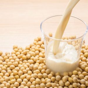 Confronto tra le numerose alternative al latte di origine vegetale Confronto tra le numerose alternative al latte di origine vegetale