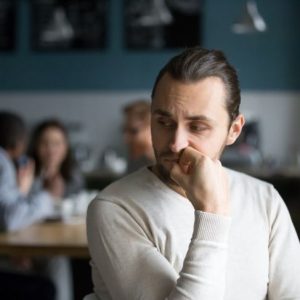Cause e sintomi del disturbo schizoide di personalità Cause e sintomi del disturbo schizoide di personalità