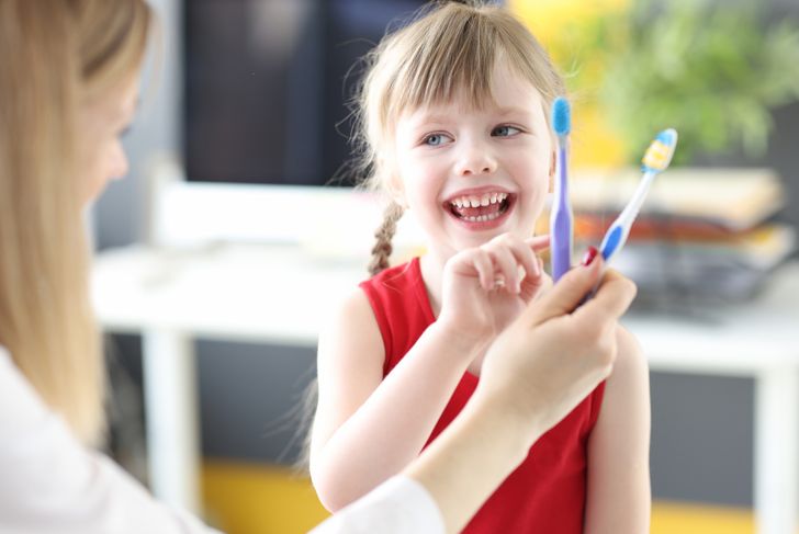 Che cosa fare quando i bambini non vogliono lavarsi i denti? 11