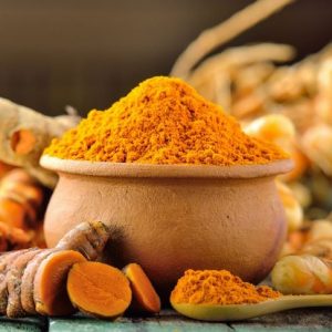 Benefici ed effetti collaterali della curcuma Benefici ed effetti collaterali della curcuma