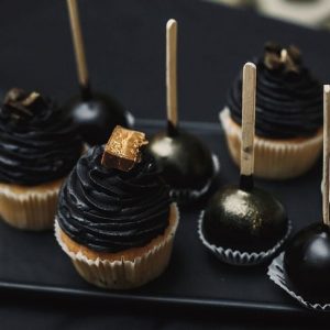 10 cose da sapere sullo sgabello nero 10 cose da sapere sullo sgabello nero